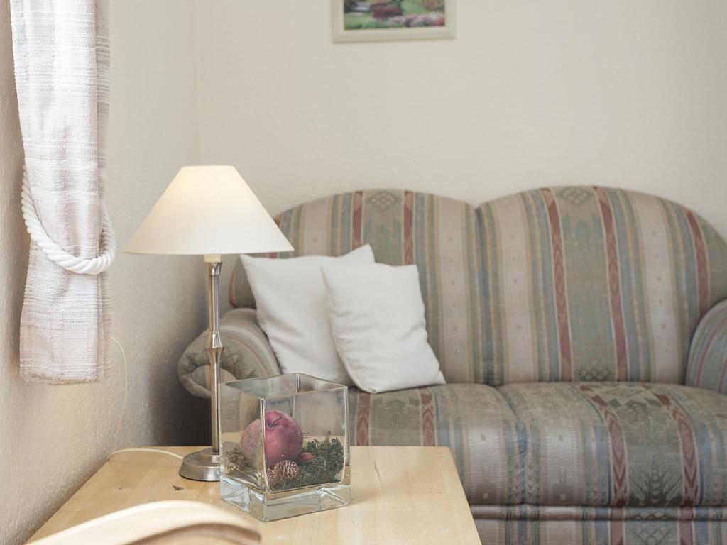 One-Bedroom Apartment,254891801:JPEG